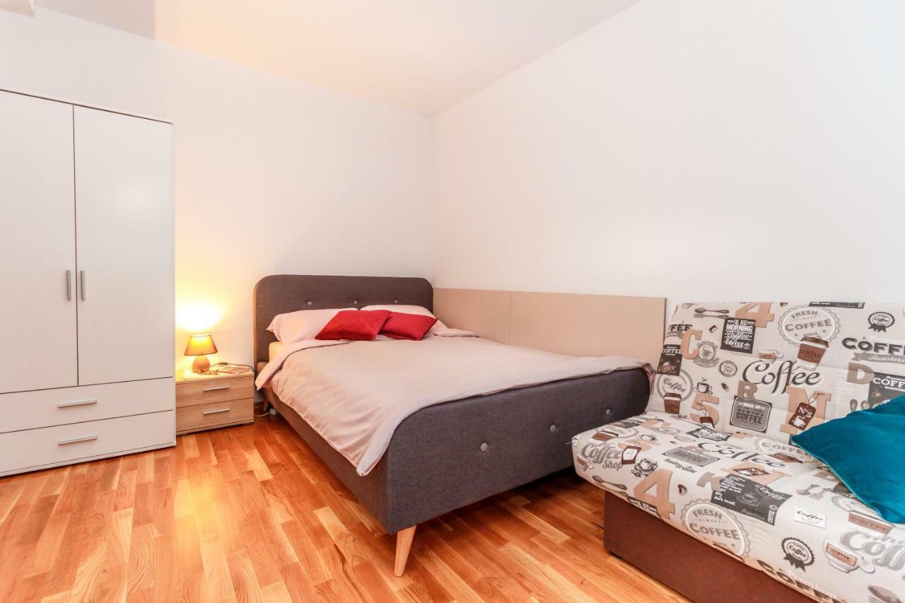 Alp Apartma 라도블리차 외부 사진