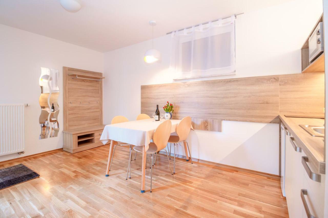 Alp Apartma 라도블리차 외부 사진